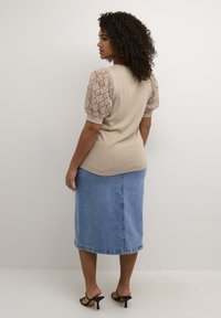 Kaffe Curve KCTANA - Tričko s potlačou - feather gray