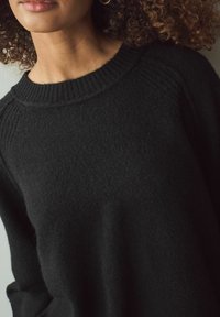 Next CREW NECK - Džemperis - black