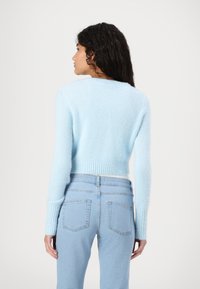 BDG Urban Outfitters CROPPED CARDIGAN - Adīta jaka - light blue