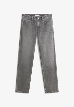 Jeans in denim grigio con taglio a gamba dritta, dotati di chiusura con bottoni, cinque tasche e sottili dettagli sfumati sul tessuto.