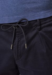 Shorts - navy