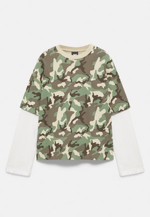 PULL&BEAR, DOUBLE SLEEVE WITH LOGO - T-SHIRT - T-shirt à manches longues - green