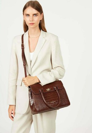 LANCASTER AVEC FERMOIR EXOTIC CROCO - Borsa a mano - chataigne