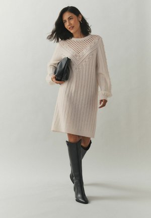 Laura Ashley, REGULAR FIT - BOBBLE STITCH - Strickkleid - oatmeal