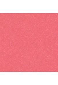 Farbpalette lebendiger warmer Töne, darunter Rot, Orange, Pink und braune Pinselstriche auf weißem Hintergrund, die ein abstraktes Muster bilden.