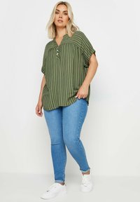 Yours Clothing STRIPE NOTCH NECK - Camicetta - green
