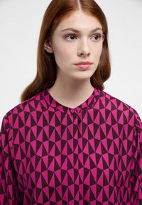 Eterna LOOSE FIT - Skjortebluser - pink