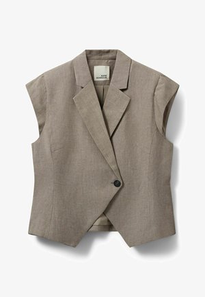 Veste sans manches beige cintrée avec col cranté et fermeture à un seul bouton noir, en tissu texturé.