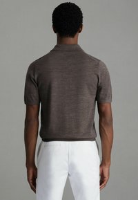 Reiss REGULAR FIT - DUCHIE OPEN COLLAR  - Polotričko - dark brown melange