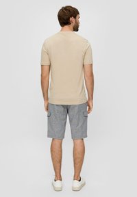 s.Oliver MIT GROSSEM LABEL - T-shirt print - beige