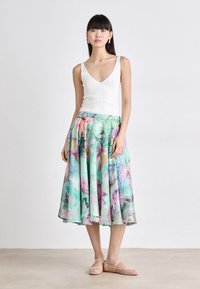 Marc Cain Gonna a campana - light green