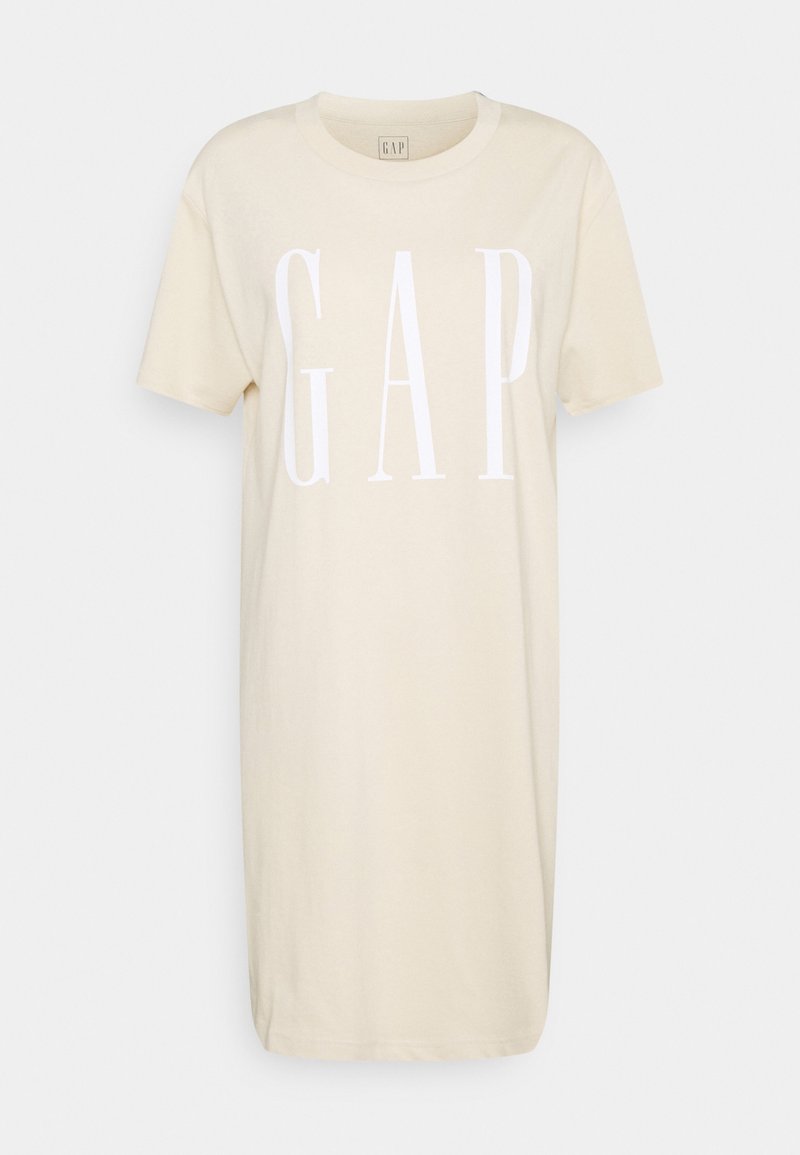 Robe décontractée beige clair à manches courtes avec grand logo blanc GAP centré sur le devant et col rond.