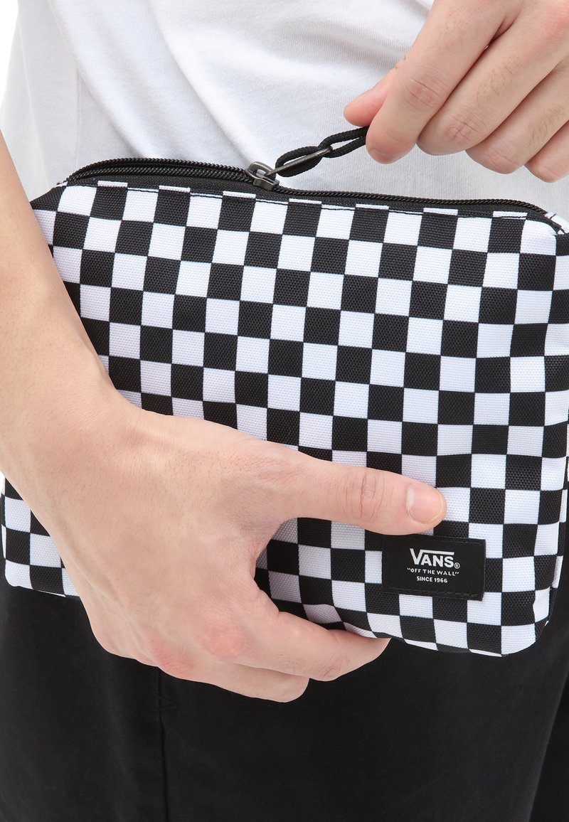 Vans VANS ZIP POUCH Kosmetiktasche white/weiß Zalando.at