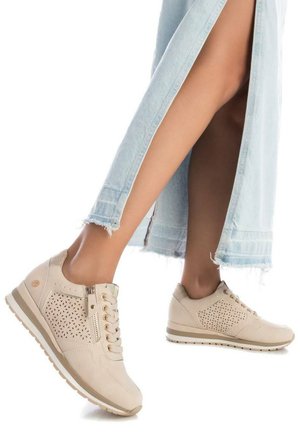 XTI, ZAPATILLA DE MUJER PLANO  - BEIGE - Zapatillas - marron