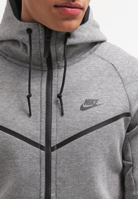 Nike Sportswear Luvtröja - anthracite