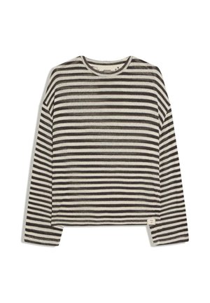 Langärmeliges Rundhalsshirt mit schwarzen und weißen horizontalen Streifen und einem kleinen Stoffetikett nahe dem Saum auf weißem Hintergrund.