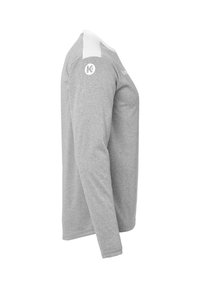 Grå langærmet skjorte med hvide skuldrelementer. Blød tekstur, normal pasform, med et logo på venstre skulder. Enkelt design.