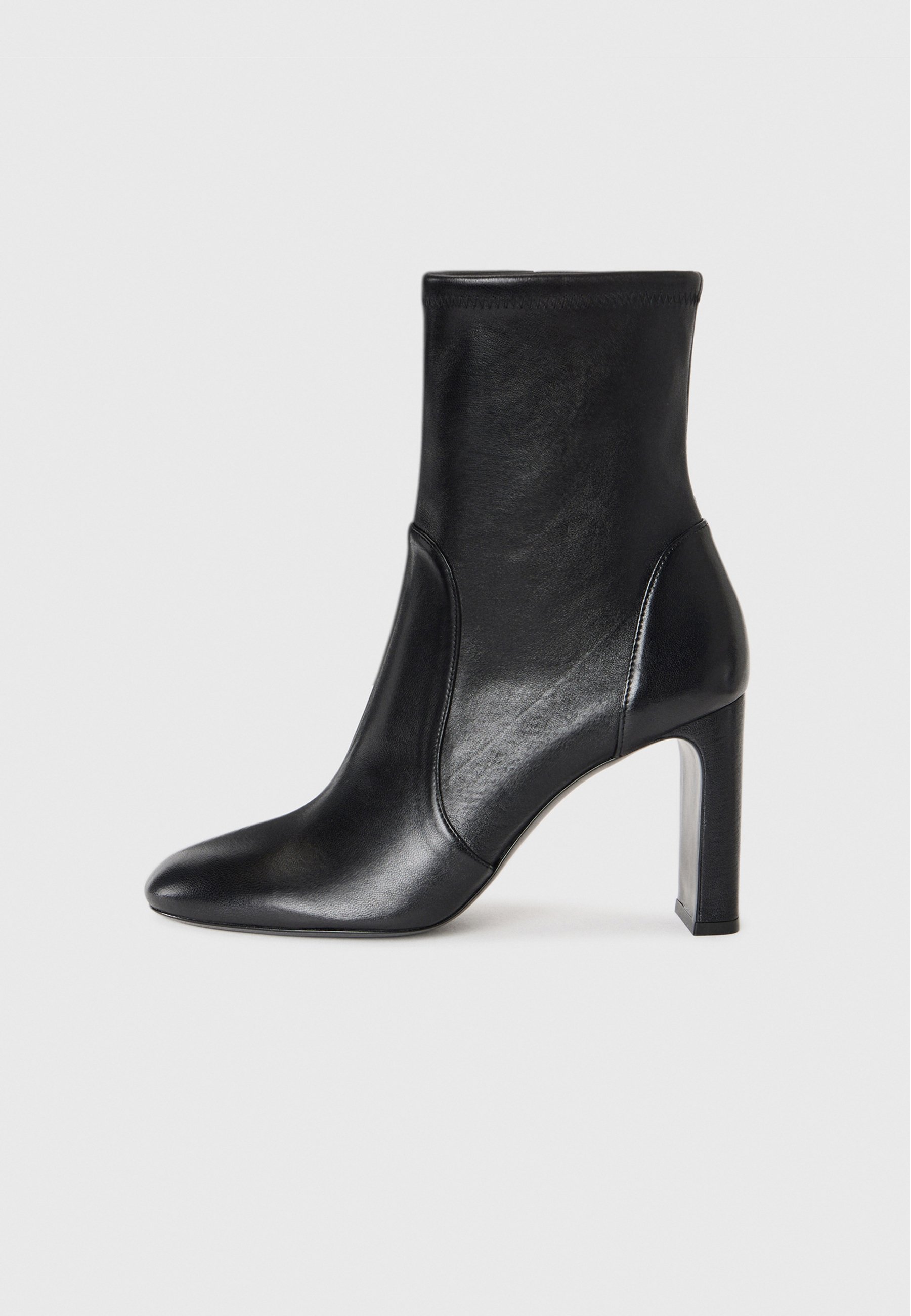 ショートブーツ・ブーティ Stuart Weitzman 'Babette Tubo' boots 楽天市場】Stuart Weitzman（ブーツ｜レディース靴）：靴の通販