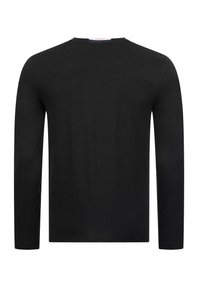Long-sleeve black t-shirt made of cotton, featuring a classic round neck, clean lines, and no visible logos or patterns on the back.