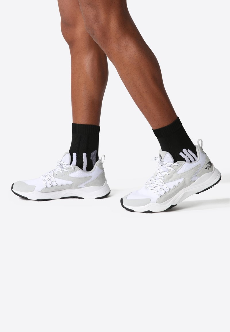 The North Face TARAVAL SPIRIT - Trekingové boty - white