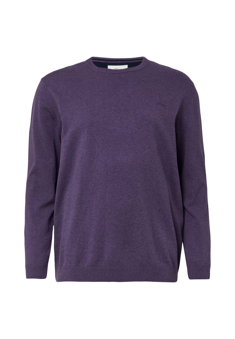 Paarse trui met lange mouwen, ronde halslijn en geribbelde manchetten. Gemaakt van zachte stof met een plain textuur en minimale detailing.