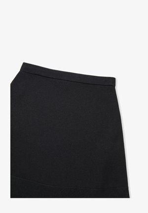 Schwarzer Rock aus strukturiertem Stoff, mit einem taillierten Bund und einer glatten Silhouette. Der Saum ist leicht ausgestellt.