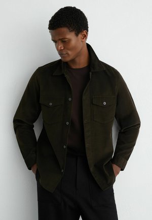 REGULAR FIT - KAI TWIN-POCKET - Camicia - dark green