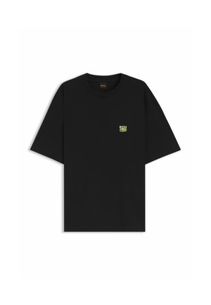 T-shirt noir à manches courtes avec petit logo jaune "BOSS" et motif de lignes empilées sur la poitrine gauche, col rond, devant uni.