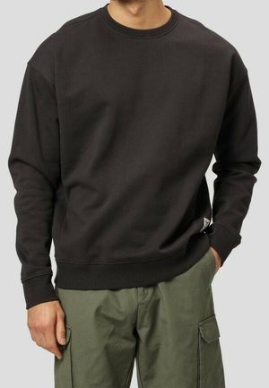 Collegepaita - black