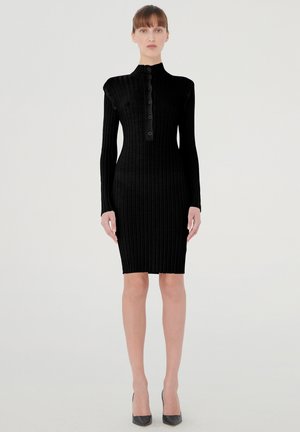 MERINO DETACH - Etuikleid - black