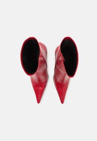 Jeffrey Campbell DISCLOSE - Botine clasice - red