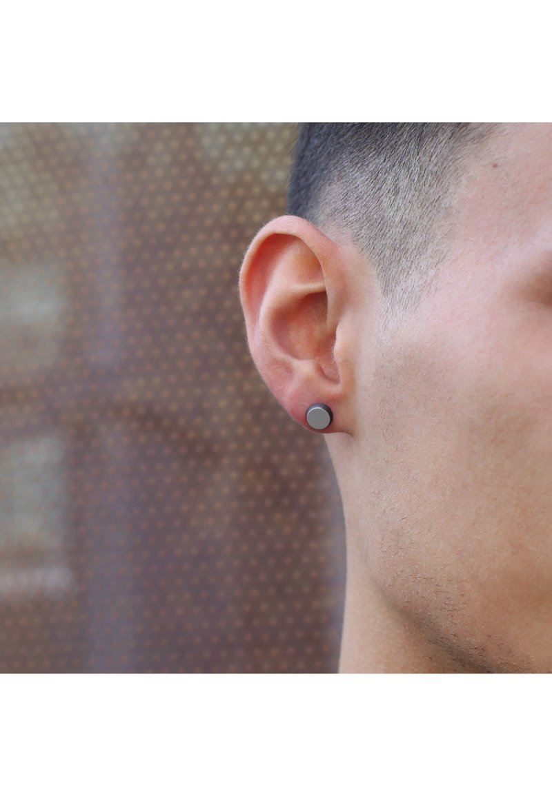 Lucardi Ohrringe - black