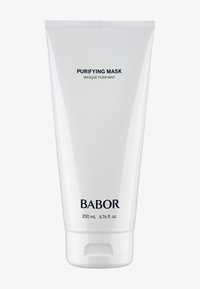 Tube en plastique blanc avec un fond arrondi, portant un texte noir indiquant "Masque Purifiant" et "Babor", contenant 200 mL de produit.