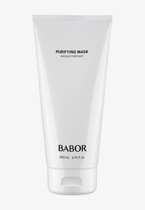 Vit plasttub med rundad botten, svart text som märker den som "Renande Mask" och "Babor," innehållande 200 mL av produkten.