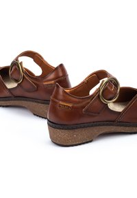 Pikolinos GRANADA W0W - Zapatos sin cordones - cuero