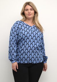 Kaffe Curve - KERRY AMI - Bluse - blue black graphic print Miniaturebillede 1