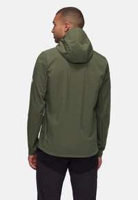 Mammut OUTDOOR SO HOODED - Giacca softshell - dark marsh