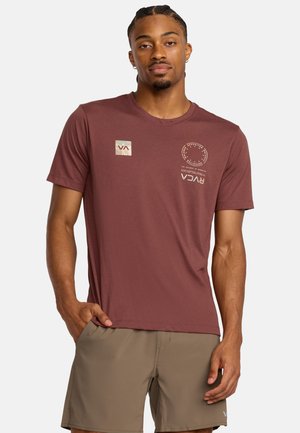 - T-shirt z nadrukiem