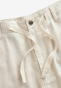 Next REGULAR FIT LINEN STRAIGHT LEG DRAWSTRING - Chino - ecru white