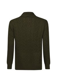 Cardigan de punto verde oscuro, con un patrón de trenzado, cuello de chal, mangas largas y puños y dobladillo acanalados.