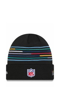 Schwarze Strickmütze mit mehrfarbigen horizontalen Streifen und NFL-Logo-Patch auf der Vorderseite. Weicher Stoff, runde Oberseite und umgeschlagener Rand.