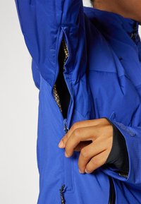Columbia WILDCARD™ IV JACKET - Slidinėjimo striukė - clematis blue