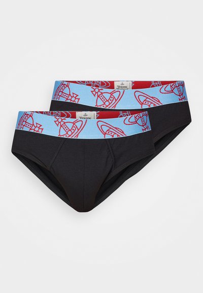 Svarta bomullsboxershorts med midjeband i blått som har ett röd mönster. Två par staplade ovanpå varandra, med synliga varumärkesetiketter. Enkelt utseende och design.