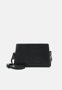 Calvin Klein CROSSBODY - Taška s příčným popruhem - black