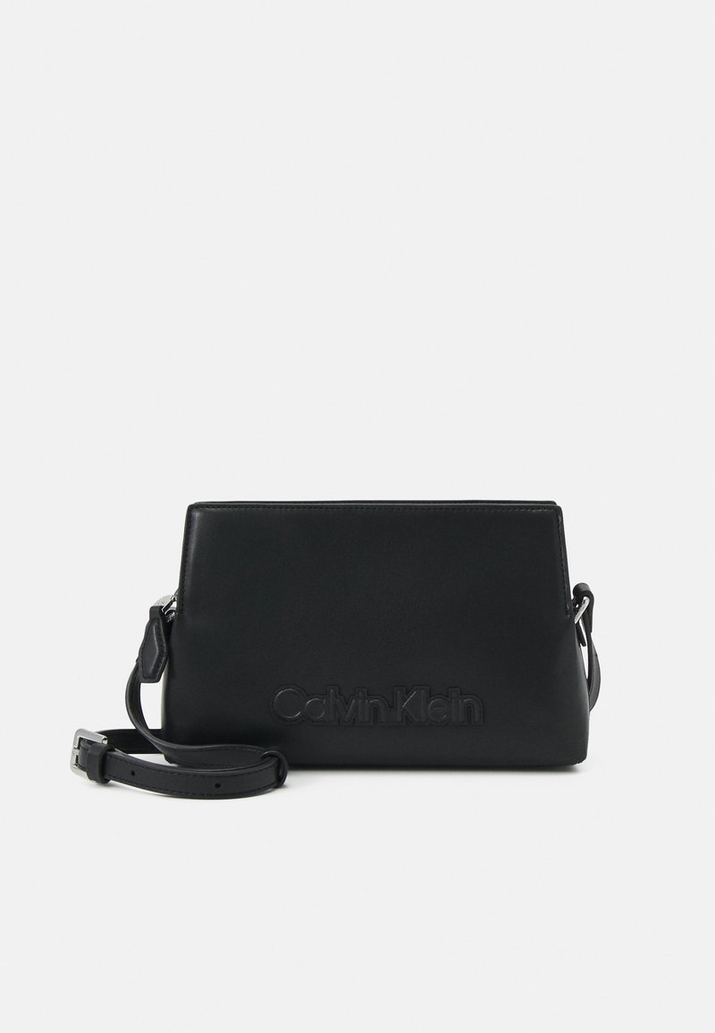 Calvin Klein CROSSBODY - Taška s příčným popruhem - black