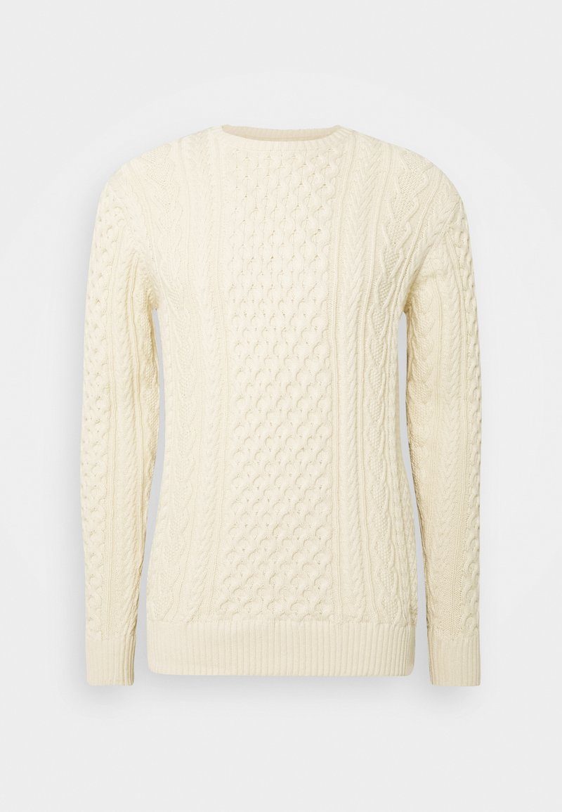 Pull en maille torsadée couleur ivoire, arborant un motif texturé avec des poignets et un ourlet côtelés. Encolure ronde et manches longues.