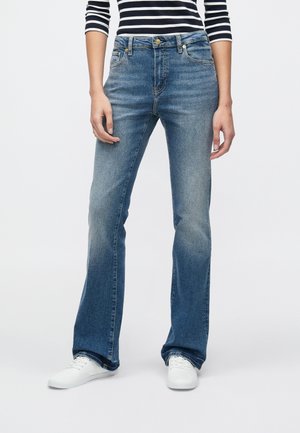 HERITAGE WHISKERED MID RISE  - Τζιν Bootcut - glow