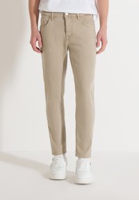 Antony Morato ARGON ANKLE LENGTH - Traperice uskog kroja - sand