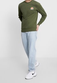 Ellesse Sudadera - olive