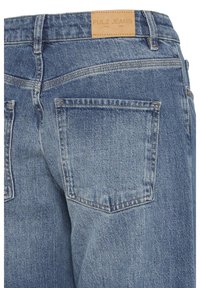PULZ PZVEGA HW  - Vaqueros boyfriend - medium blue denim